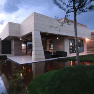 Homes_Random (244/700)